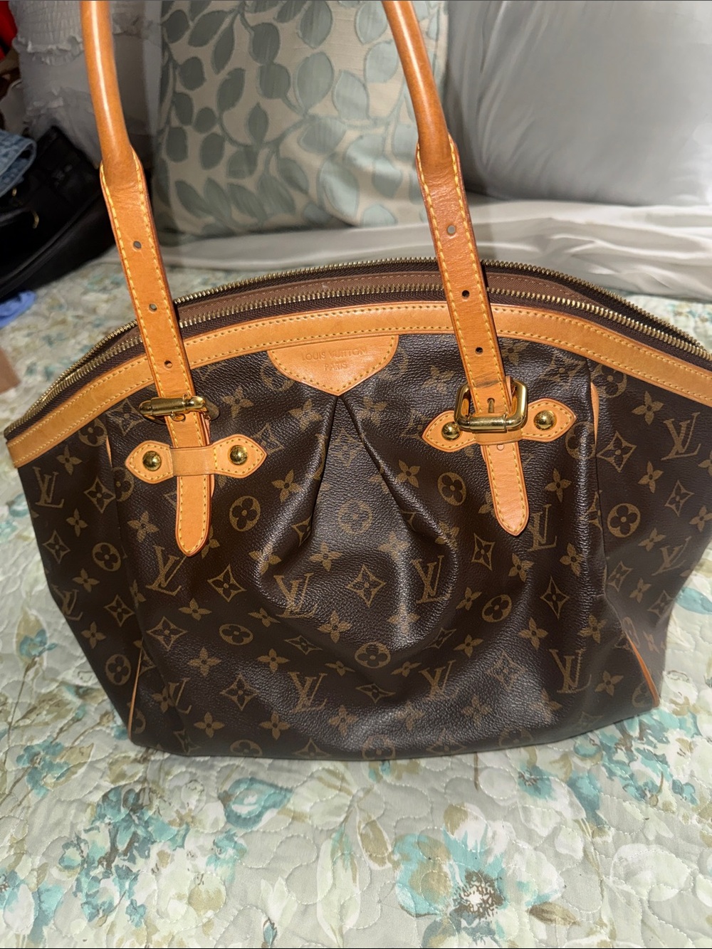 Louis Vuitton Authentic Tivoli PM shoulder bag - Picture 2 of 16